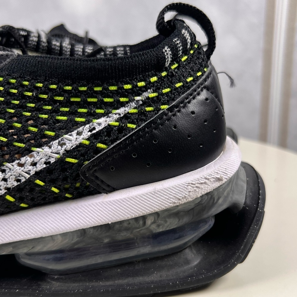 Nike Air Max Flyknit Racer Oreo Shoes Black White Volt Sz 7.5 great condition - Picture 2 of 8